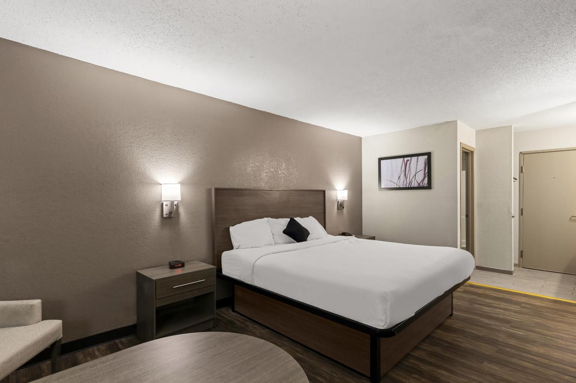 Red Lion Inn & Suites Caseyville מראה חיצוני תמונה