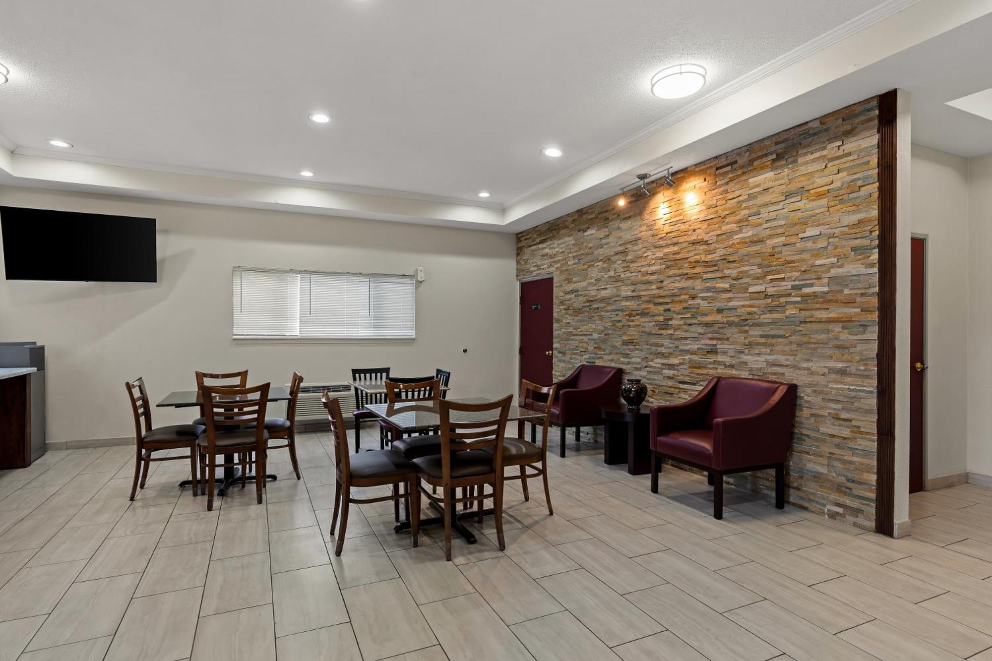 Red Lion Inn & Suites Caseyville מראה חיצוני תמונה