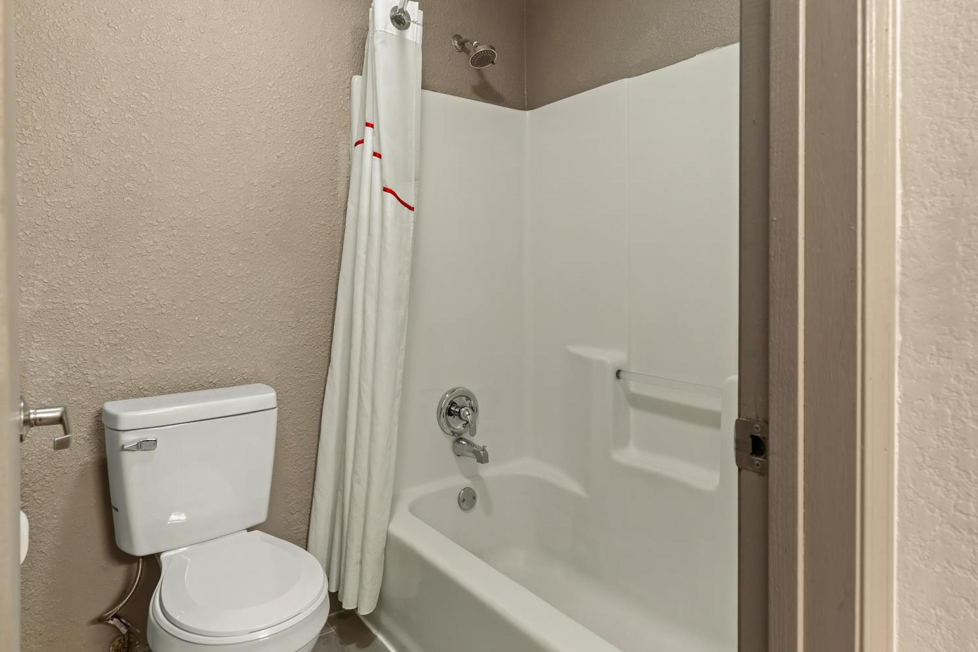 Red Lion Inn & Suites Caseyville מראה חיצוני תמונה