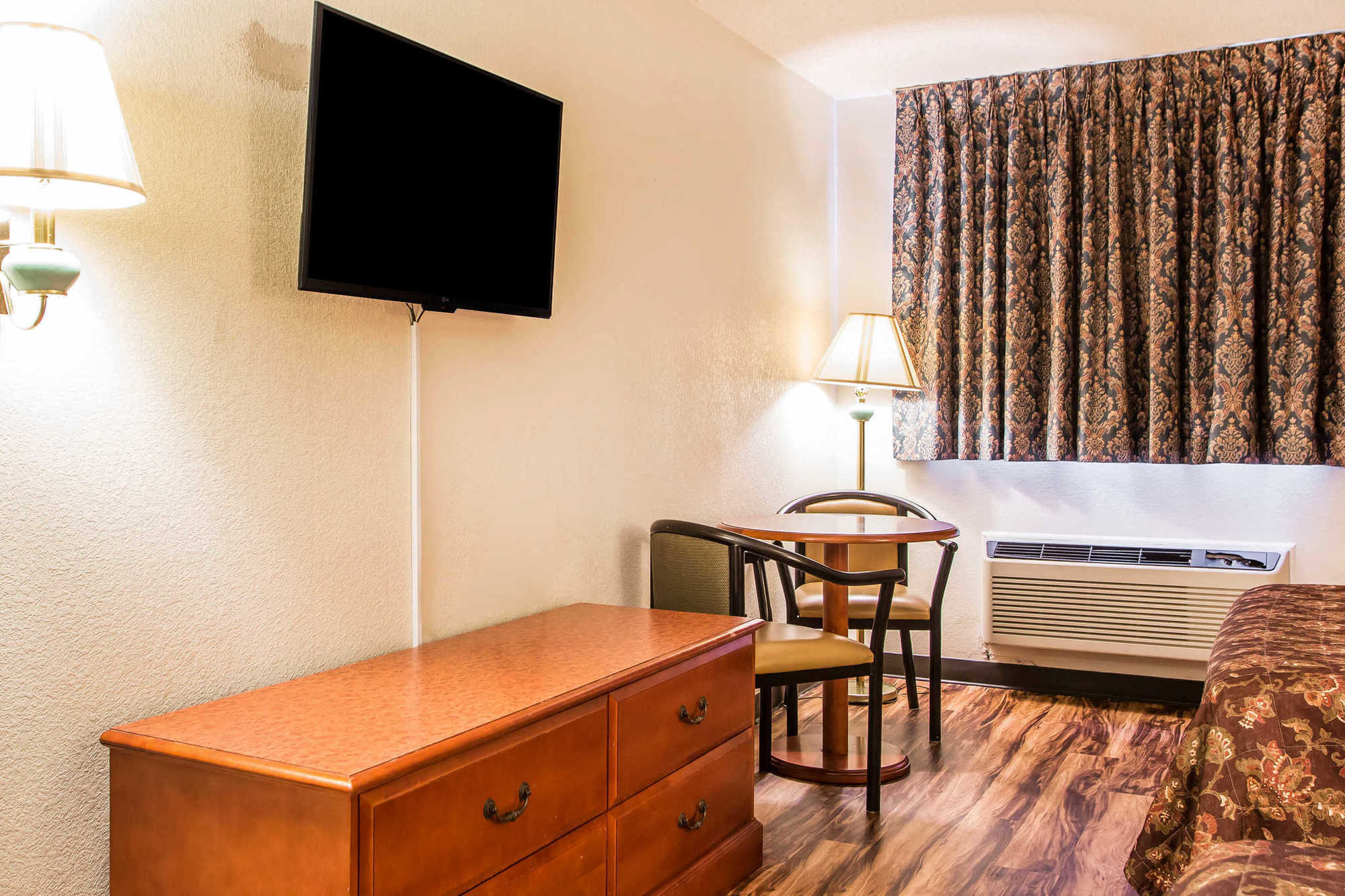 Red Lion Inn & Suites Caseyville חדר תמונה